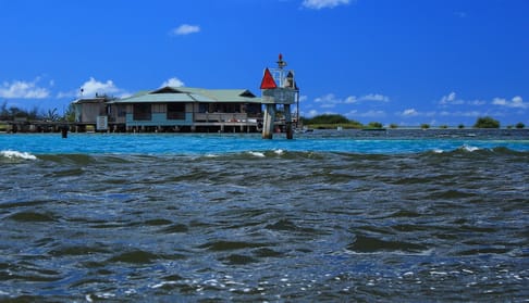 Keehi Lagoon Molassas spill E Miles1