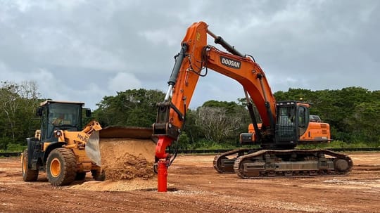 Excavator crawler