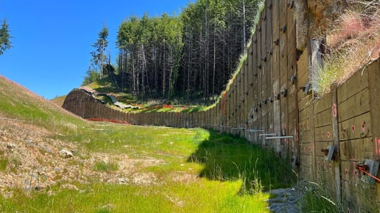 Retaining walls